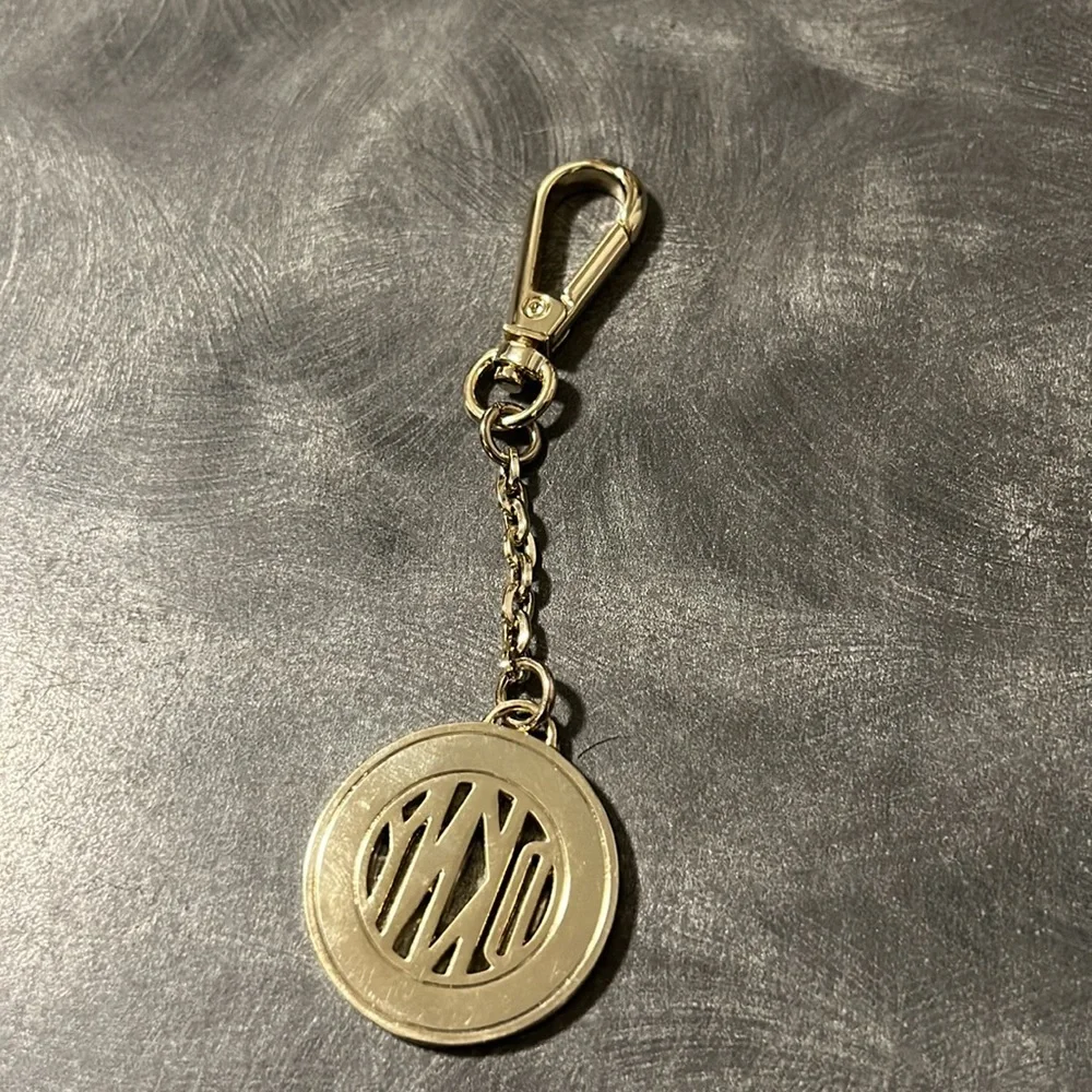 DKNY.  DONNA KARAN  .CIRCA. 1989.   KEYCHAIN